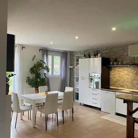 Apartment Incantevole Con Parcheggio Gratuito
