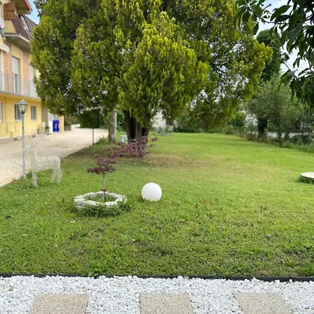 Incantevole Con Parcheggio Gratuito Apartment